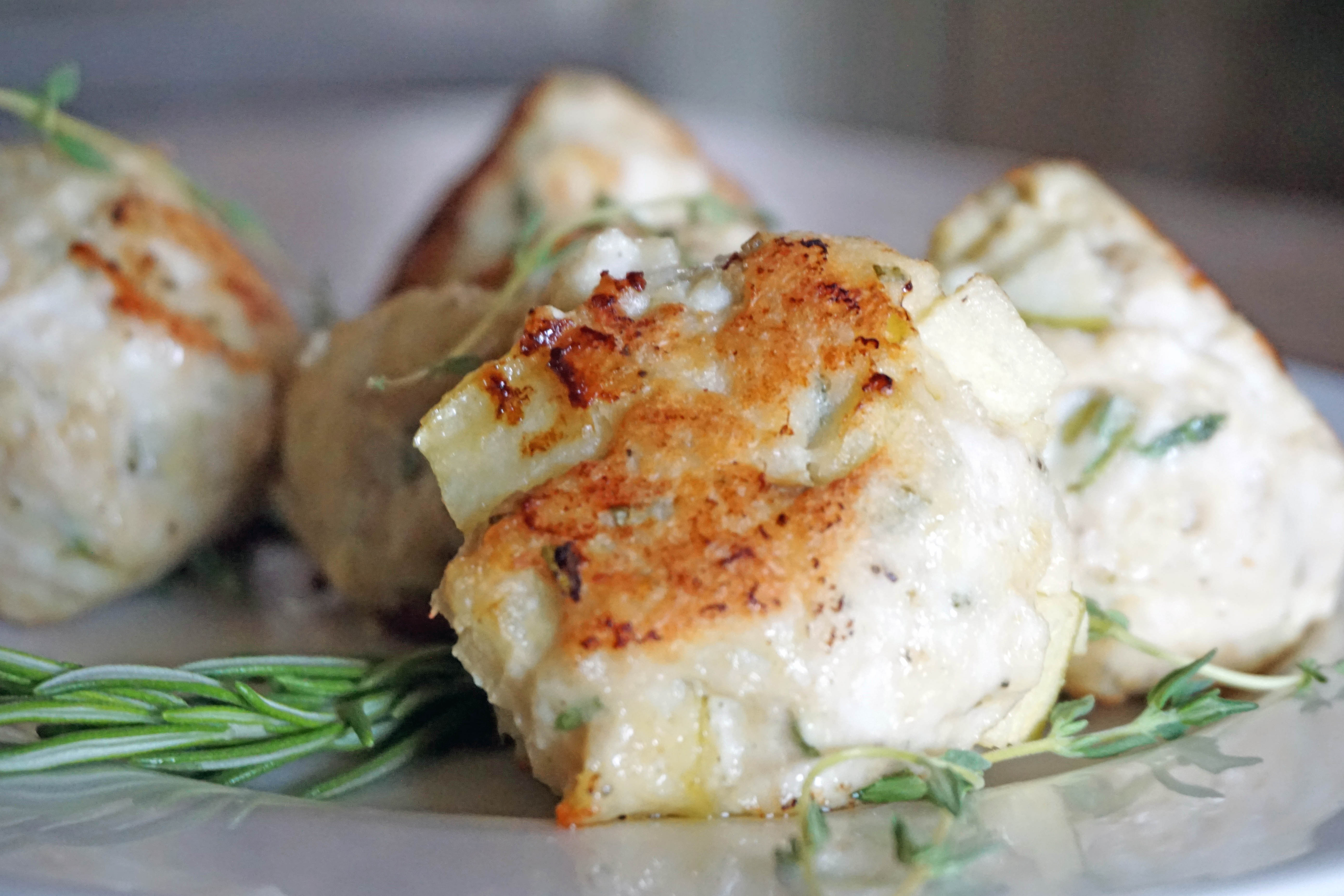 Gluten Free Apple Herb Turkey Meatballs