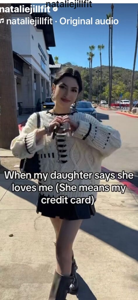 teenage girl mom